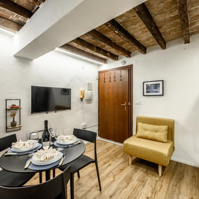 Design in Centro a Modena, pass parcheggio incluso, Appartamento Ciao Bella - Appartamento con 1 Camera da Letto - 19