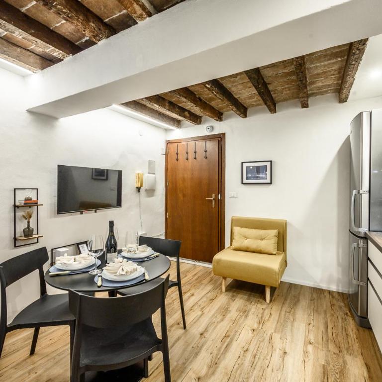 Design in Centro a Modena, pass parcheggio incluso, Appartamento Ciao Bella - Appartamento con 1 Camera da Letto - 25