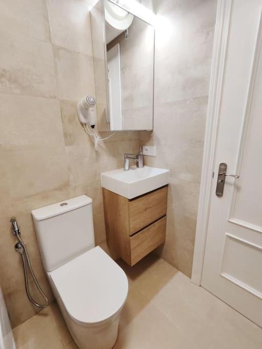 Cosy Apartment in Las Lagunas - Sleeps 4 - Two-Bedroom Apartment - 21