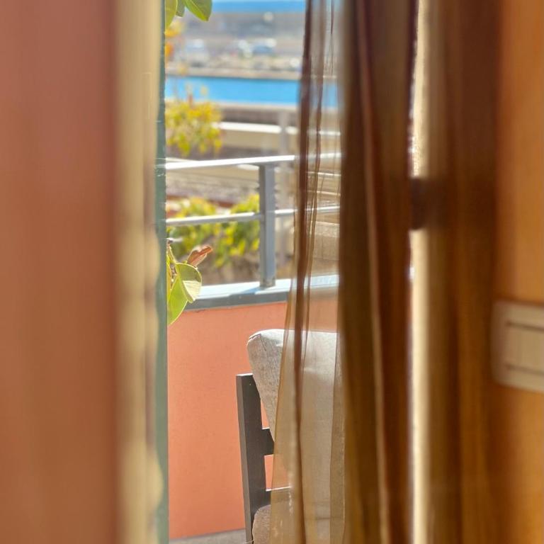 Acqua di Mare - Guest House - Camera Quadrupla con Vista Mare - 4