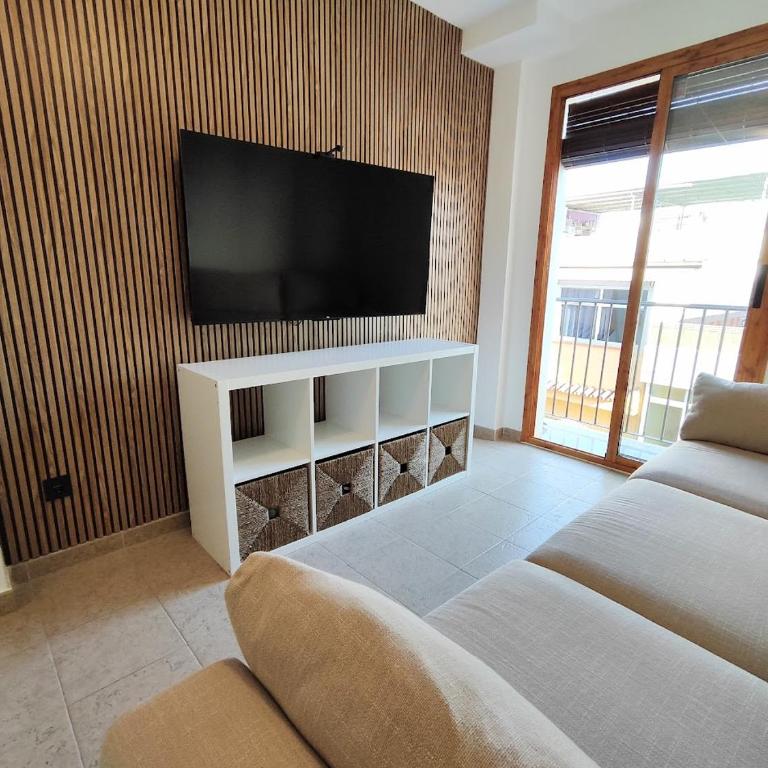 Cosy Apartment in Las Lagunas - Sleeps 4 - Two-Bedroom Apartment - 5