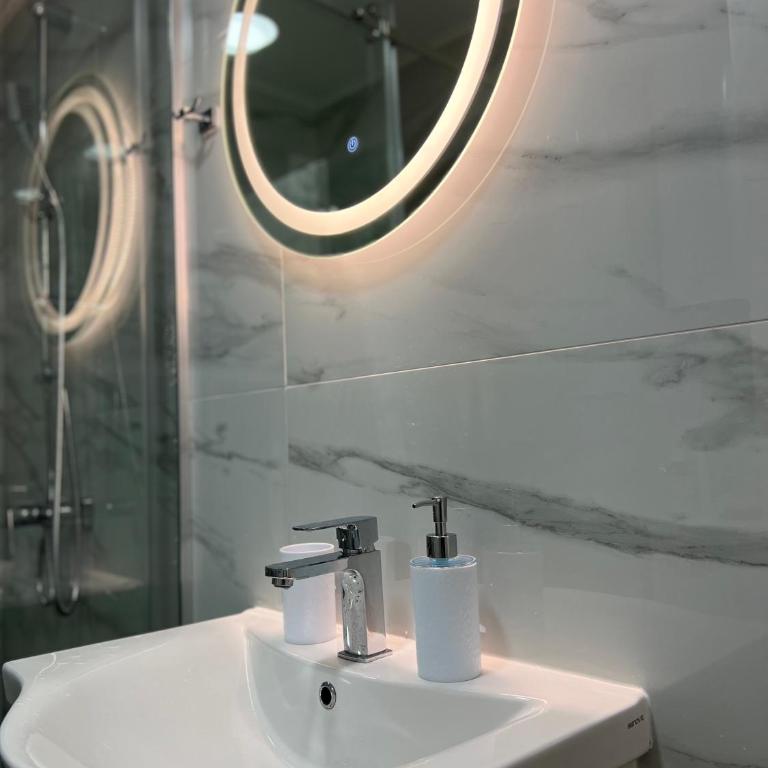 SHINE - Two-Bedroom Apartment - 1