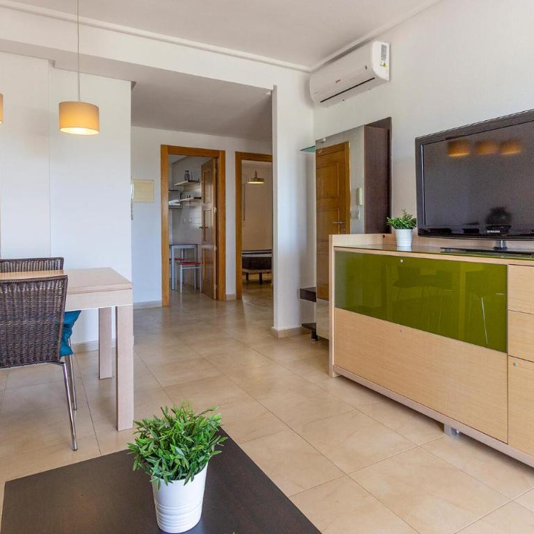 Awesome Apartment In Torre-Pacheco - Apartamento de 2 dormitorios - 4