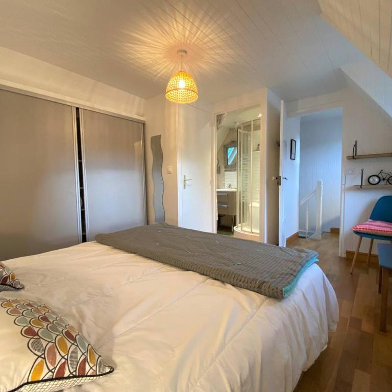 Maison bretonne de charme rénovée, WiFi gratuit, à 200m du centre de Perros-Guirec, plages à 800m - FR-1-368-249 - Ferienhaus (2 Erwachsene) - 17