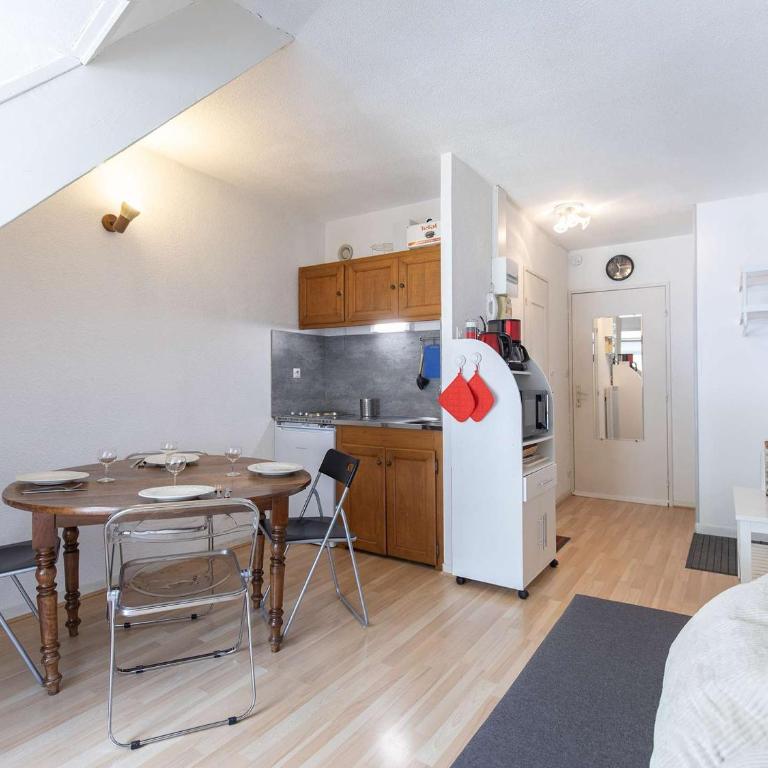 Appartement T2 à Cauterets, proche télécabine avec parking et local ski - FR-1-401-198 - Appartement (4 Adultes) - 2