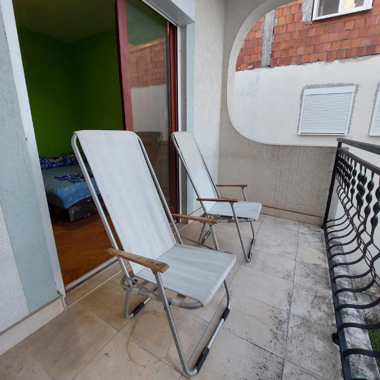 PEKOVIĆ - One-Bedroom Apartment - 5