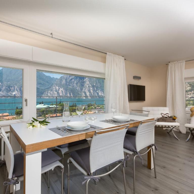 Villa Fiore - Apartamento de 2 dormitorios con vistas al lago - 13