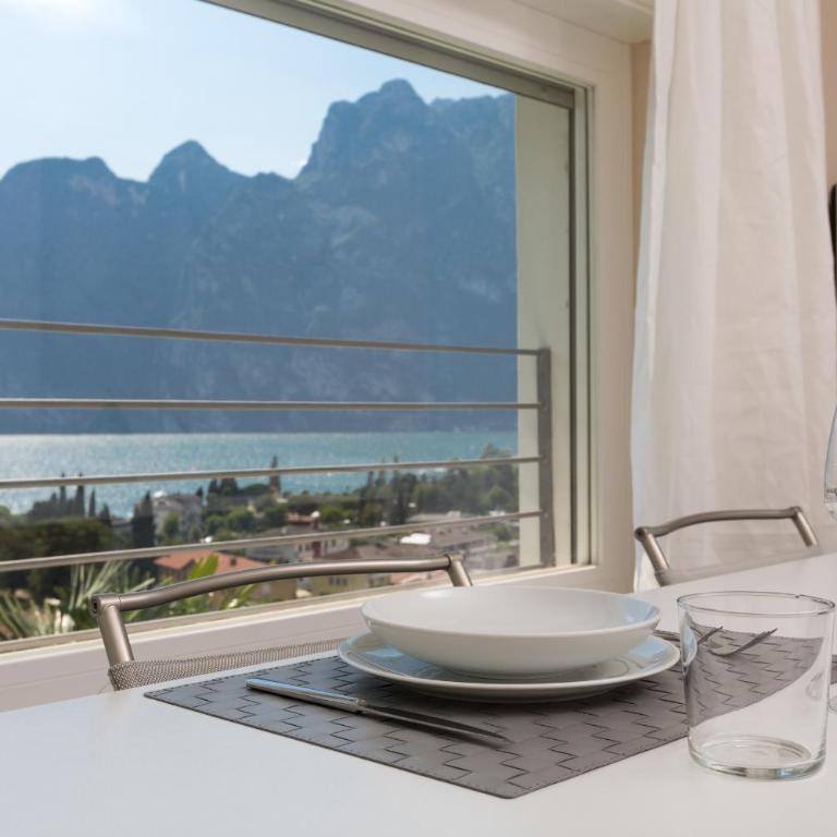 Villa Fiore - Apartamento de 2 dormitorios con vistas al lago - 12