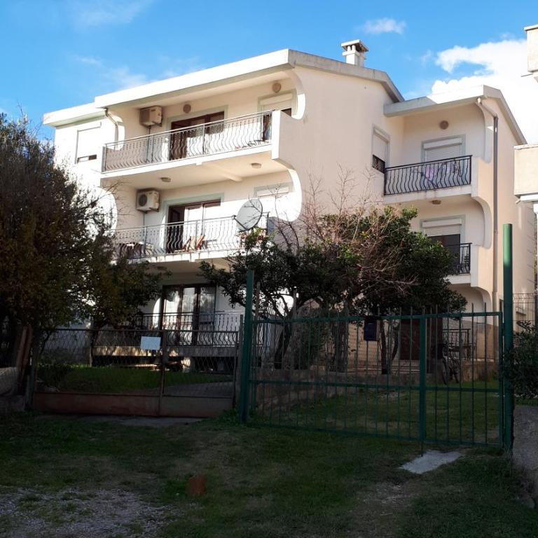PEKOVIĆ - One-Bedroom Apartment - 1