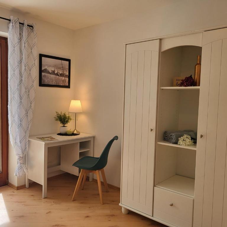 Idyllisches Ferienhaus mit Ausblick - Apartment with Terrace - 2