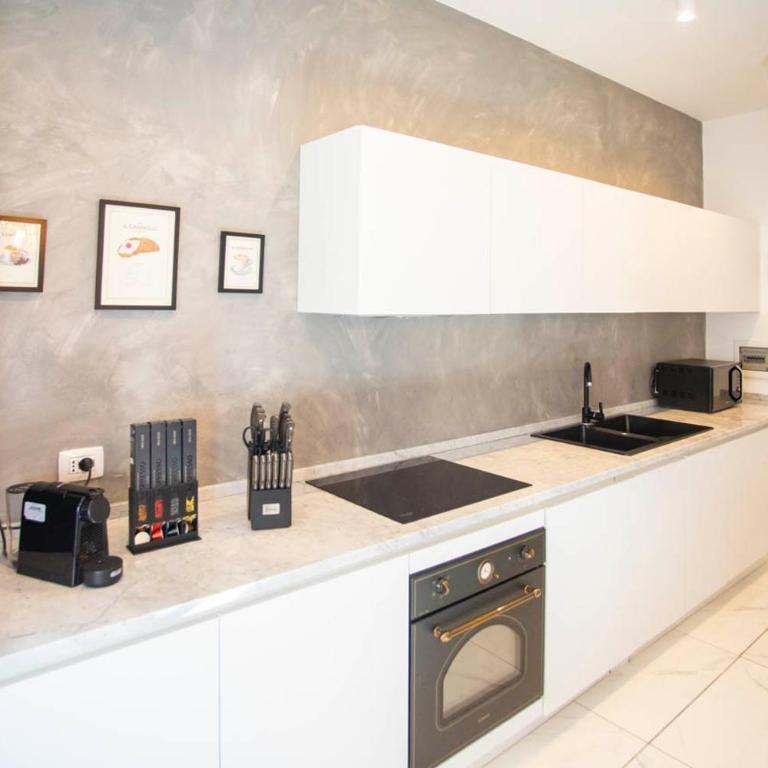 Porta Venezia - Design Suite con Balcone - 55mq - Appartamento con 1 Camera da Letto - 2