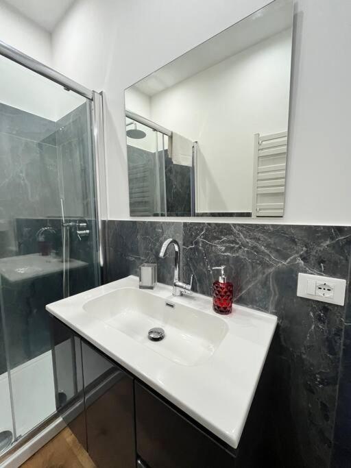 Lazio apartment nel centro di Palermo - Two-Bedroom Apartment - 4