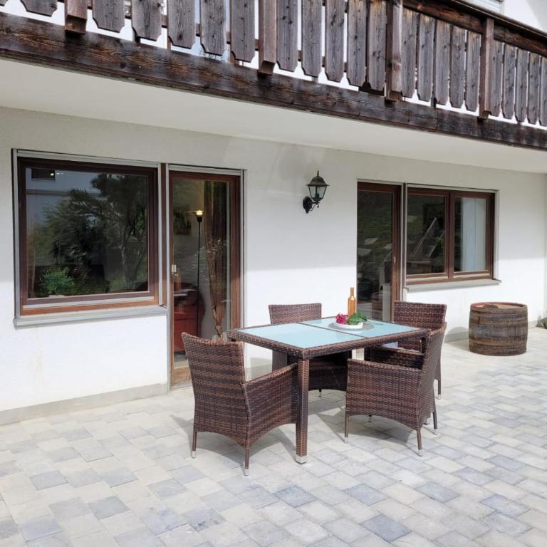 Idyllisches Ferienhaus mit Ausblick - Apartment with Terrace - 10