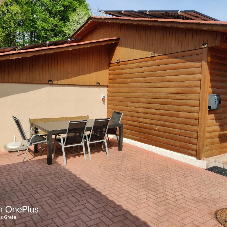 Ferienwohnung Grete, an der Weinstraße - Ferienhaus - 13