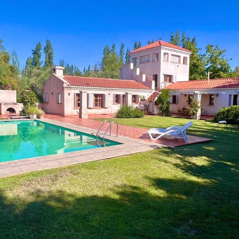 Casona Medrano, con piscina en Chacras de Coria! - Four-Bedroom House - 37
