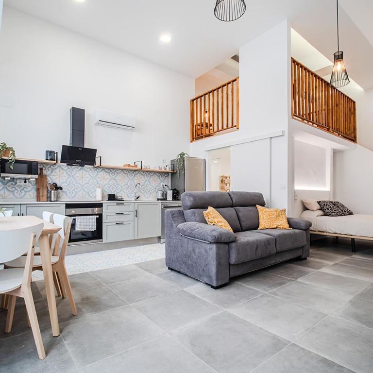 AROMA DE VALENCIA II cozy studio with loft - One-bedroom Loft Apartment - 1