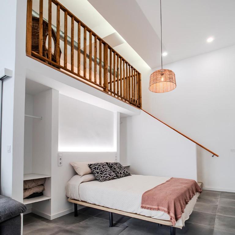 AROMA DE VALENCIA II cozy studio with loft - One-bedroom Loft Apartment - 8