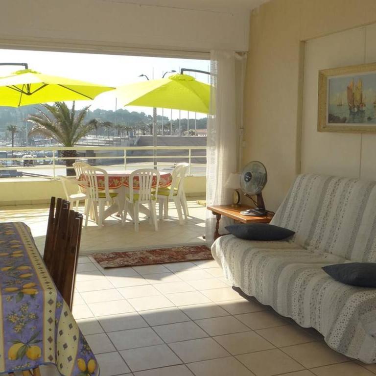 Grand T3 avec terrasse et piscine à Cavalaire-sur-Mer - FR-1-100-187 - Apartment (4 Adults) - 10