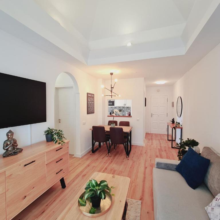 Caleta Star by NicoleT - One-Bedroom Apartment - 16