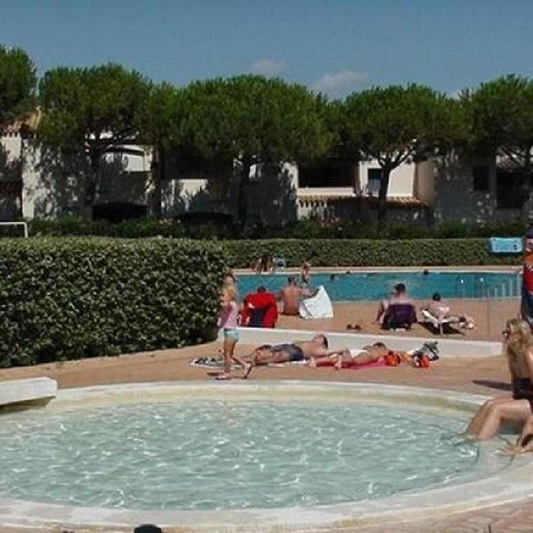 T3 Rénové avec Climatisation, Piscine & Parking à 100m de la Mer - FR-1-607-24 - Appartement (4 Adultes) - 30