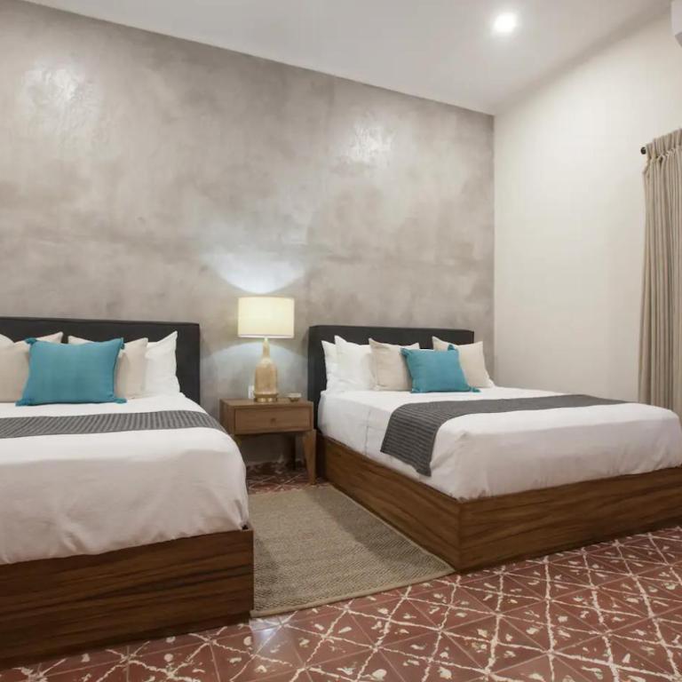 Departamentos & Villa Monarka, 1 Block from Malecon! - Apartamento de 3 dormitorios con piscina privada - 13