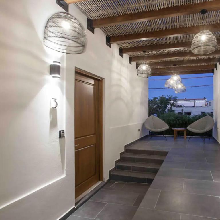 Departamentos & Villa Monarka, 1 Block from Malecon! - Apartamento de 2 dormitorios con balcón - 19