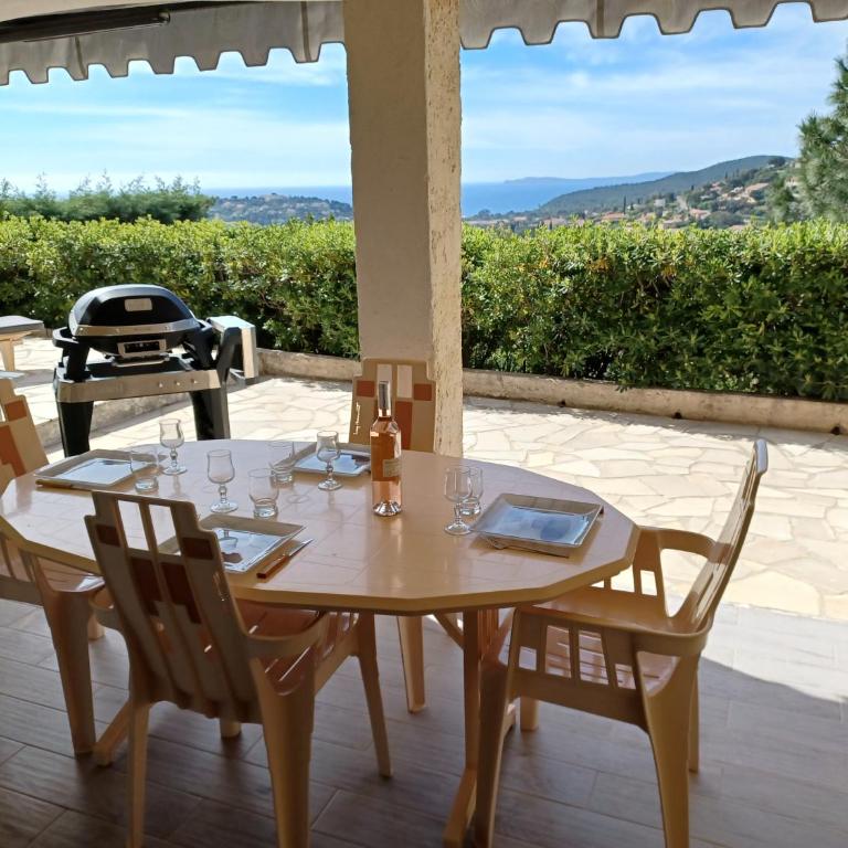 APPARTEMENT REZ DE JARDIN DANS VILLA VUE MER - Apartamento de 1 dormitorio - 8