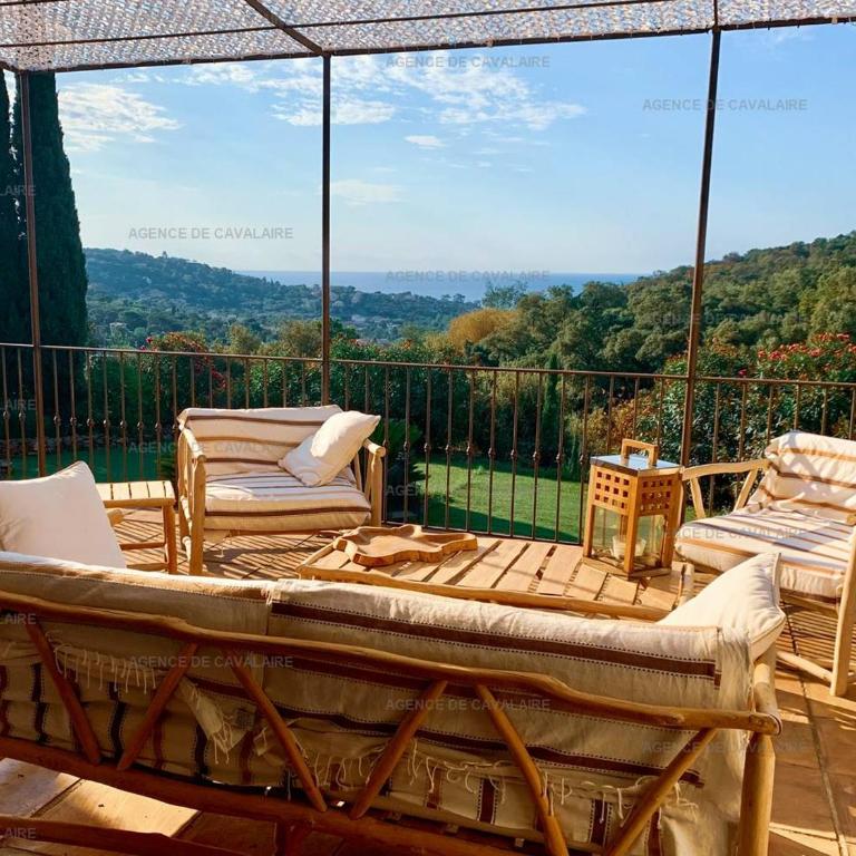 Villa avec piscine, jacuzzi et vue mer à Cavalaire - FR-1-100-265 - Villa - 7