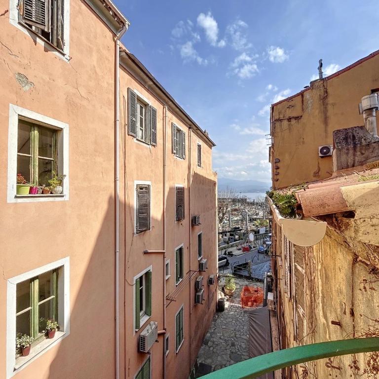 Appartement T2 Vieux Port d'Ajaccio - Appartement 1 Chambre - 2