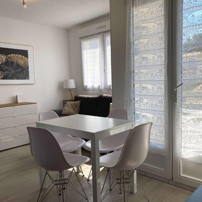 Charmant T2 au cœur du village avec garage, balcon ensoleillé et wifi à Balaruc-les-Bains. - FR-1-553-183 - Apartment - 1