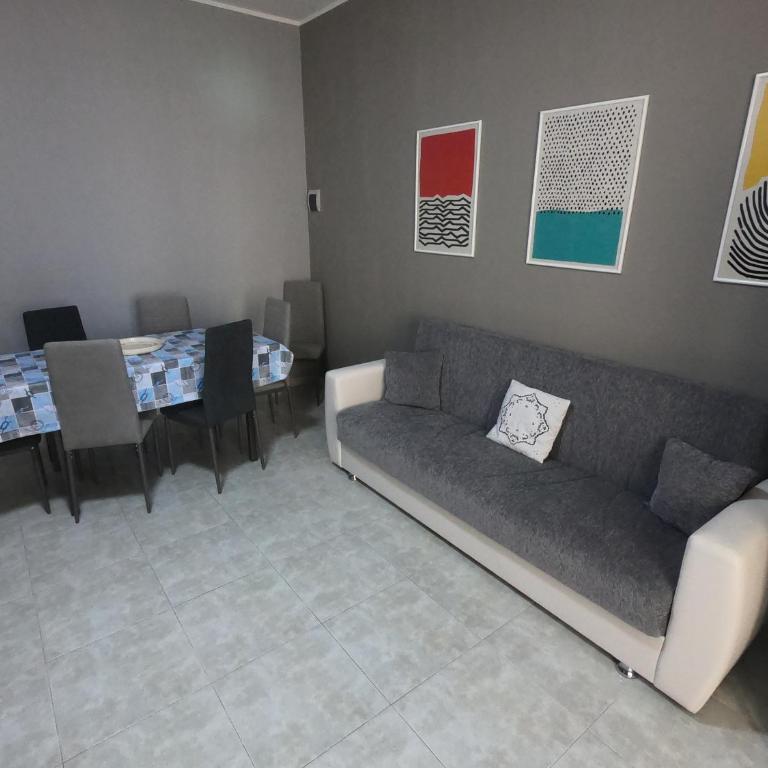ScarpiHouse - Appartamento con 2 Camere da Letto - 9