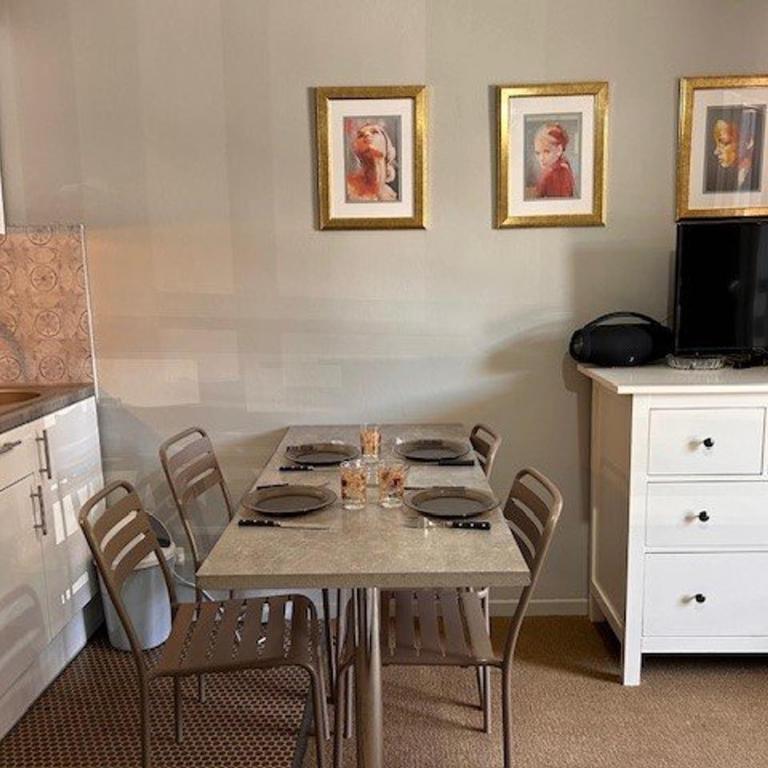 Studio 4 Pers, Balcon Sud, Proche Commerces et Téléski, Risoul 1850 - Appartement 1 Chambre - 4