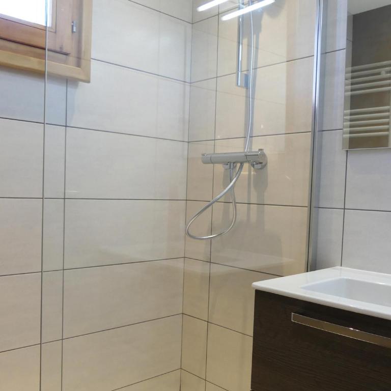 Charmant 2 pièces rénové avec balcon sud, animaux acceptés - FR-1-182-58 - Appartement (4 Adultes) - 5