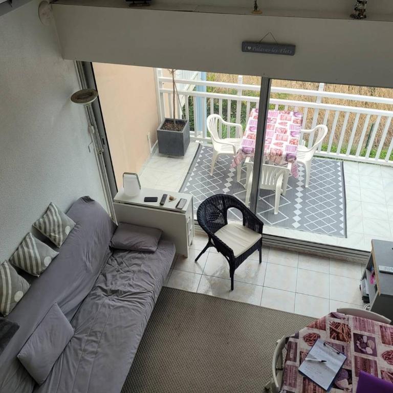 Charmant F3 Mezzanine avec Piscine, Clim, Proche Plage et Centre - 4 Pers. - FR-1-559-35 - Appartement - 3
