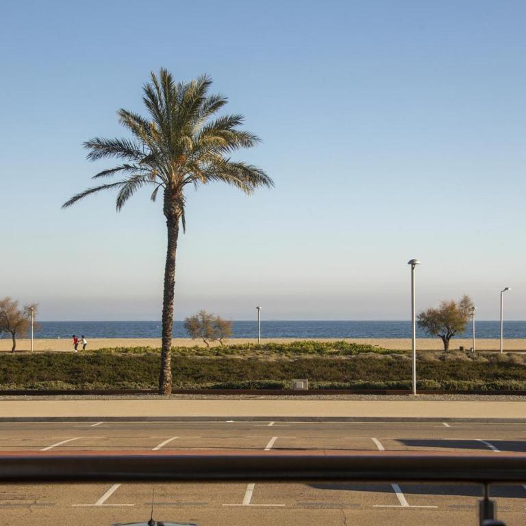 Apartamento en Empuriabrava: Frente al Mar, Piscinas, Parking y Vistas a la Bahía - HISP-288-39 - Apartamento - 3