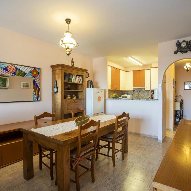 Apartamento en Empuriabrava: Frente al Mar, Piscinas, Parking y Vistas a la Bahía - HISP-288-39 - Apartamento - 9
