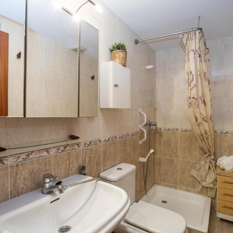 Apartamento en Empuriabrava: Frente al Mar, Piscinas, Parking y Vistas a la Bahía - HISP-288-39 - Apartamento - 18