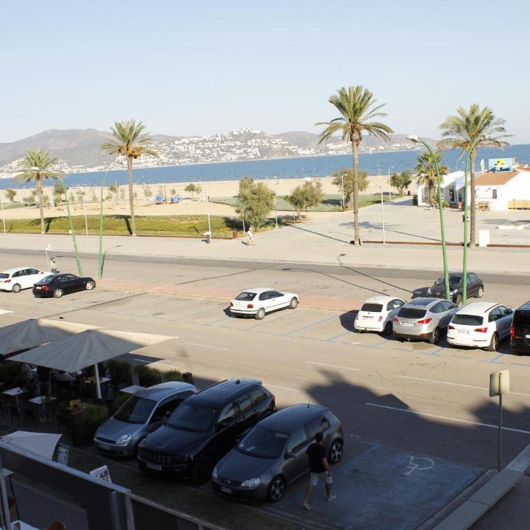 Apartamento de 2 Dormitorios Frente al Mar - HISP-288-35 - Apartamento - 2
