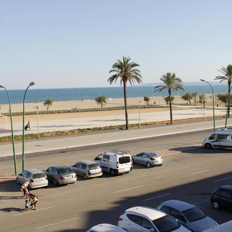 Apartamento de 2 Dormitorios Frente al Mar - HISP-288-35 - Apartamento - 1
