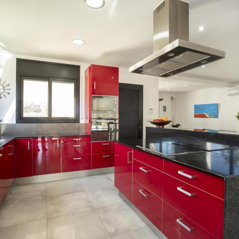 Casa con piscina, 5 dormitorios, cerca de la playa y centro - HISP-288-49 - Casa - 14