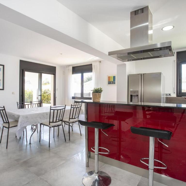 Casa con piscina, 5 dormitorios, cerca de la playa y centro - HISP-288-49 - Casa - 19