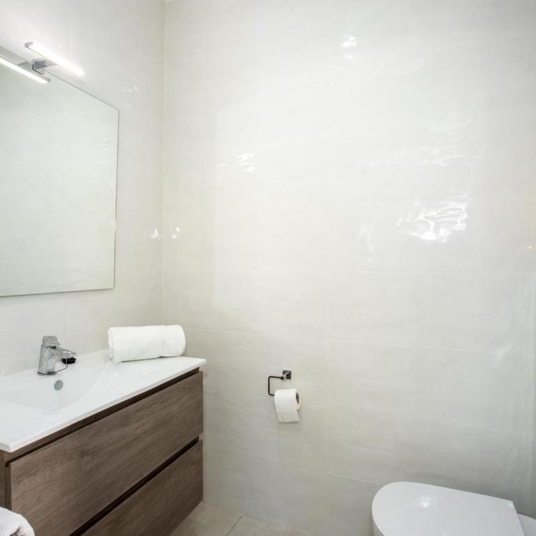 Casa con piscina, 5 dormitorios, cerca de la playa y centro - HISP-288-49 - Casa - 32