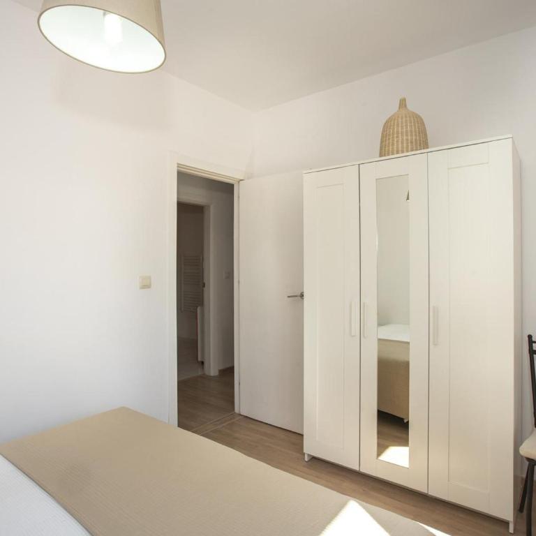 Casa con piscina, 5 dormitorios, cerca de la playa y centro - HISP-288-49 - Casa - 35