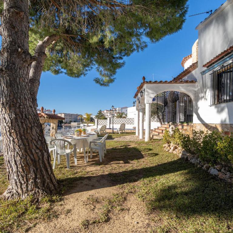 Casa con Piscina, Gran Amarre y 4 Dormitorios en Castelló d'Empúries - HISP-288-53 - Casa - 7