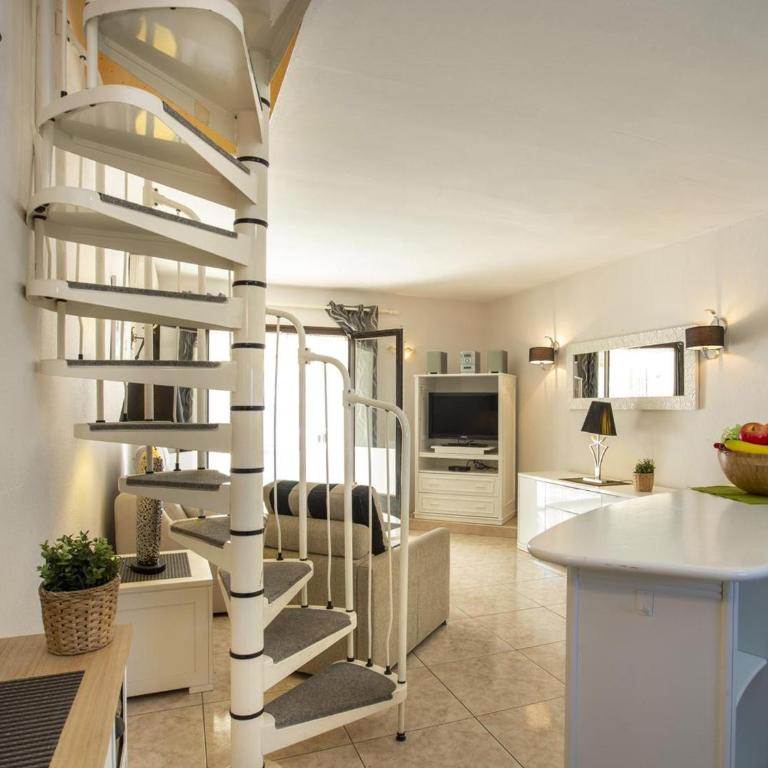 Elegante Casa de Pescador con Amarre en Empuriabrava - HISP-288-59 - Casa - 21