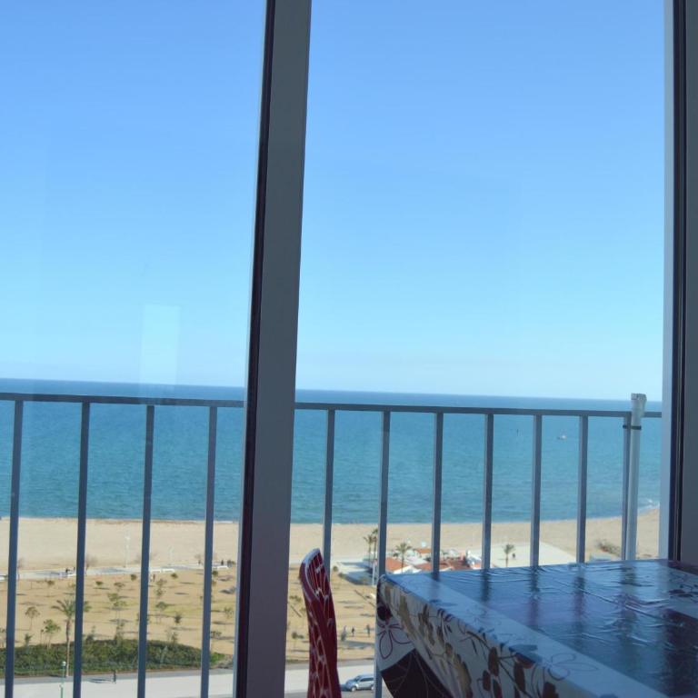 Apartamento de 2 Dormitorios a 50m de la Playa - HISP-288-44 - Apartamento - 4