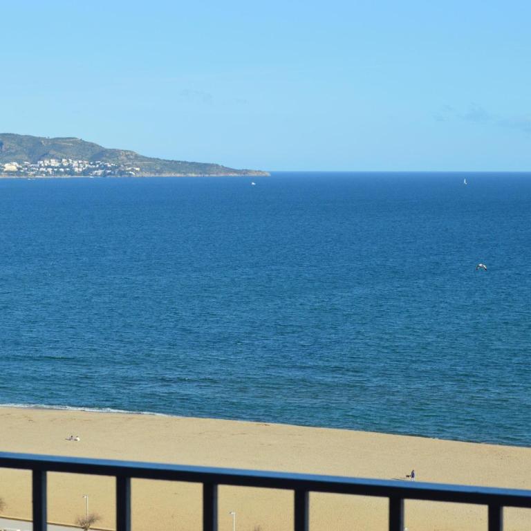 Apartamento de 2 Dormitorios a 50m de la Playa - HISP-288-44 - Apartamento - 8