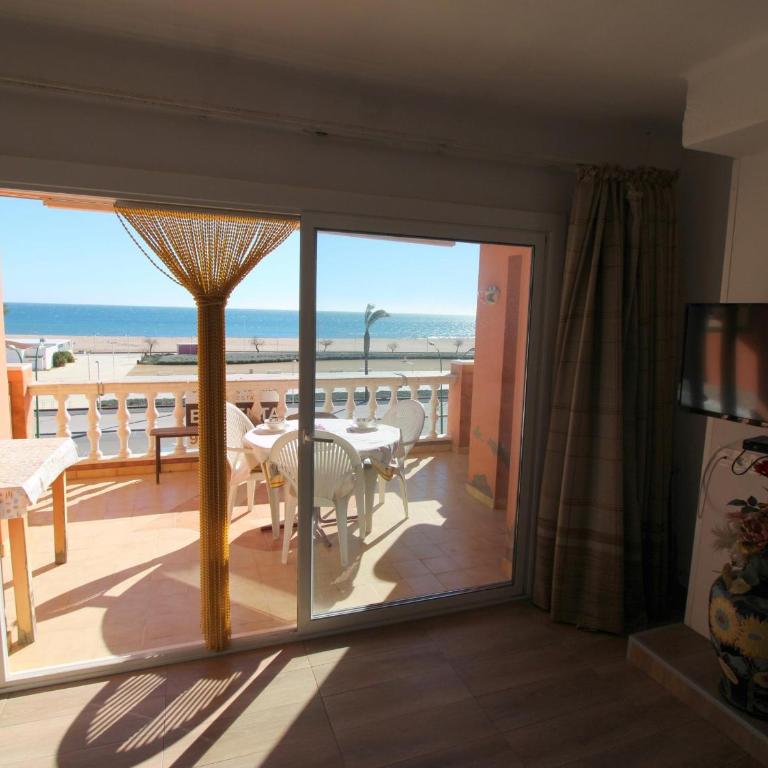 Apartamento de 3 Dormitorios con Vista al Mar en Gran Reserva - HISP-288-58 - Apartamento - 11