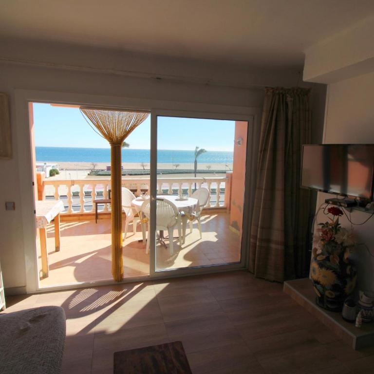 Apartamento de 3 Dormitorios con Vista al Mar en Gran Reserva - HISP-288-58 - Apartamento - 12