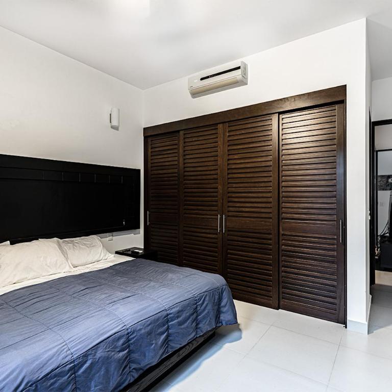 Golf & Beach Haven - Two-Bedroom Apartment - 50